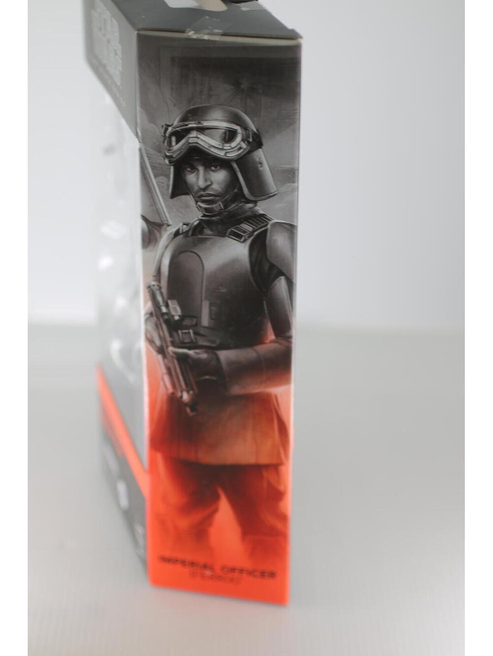 Star Wars Andor - IMPERIAL OFFICER FERRIX 6" Figure The Black Series F5601 - Picture 5 of 9